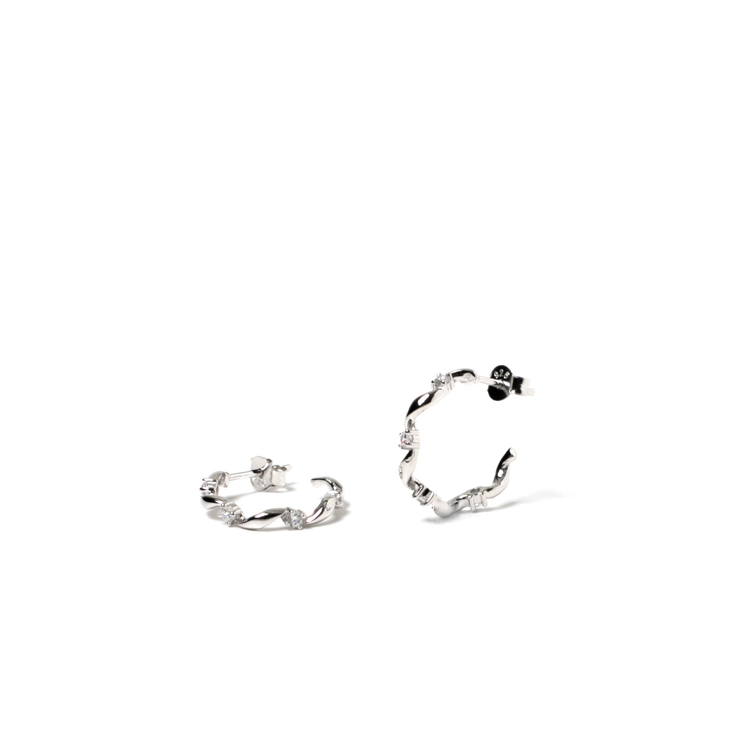 Pendiente de plata con circonitas linea irregular-LINEARGENT