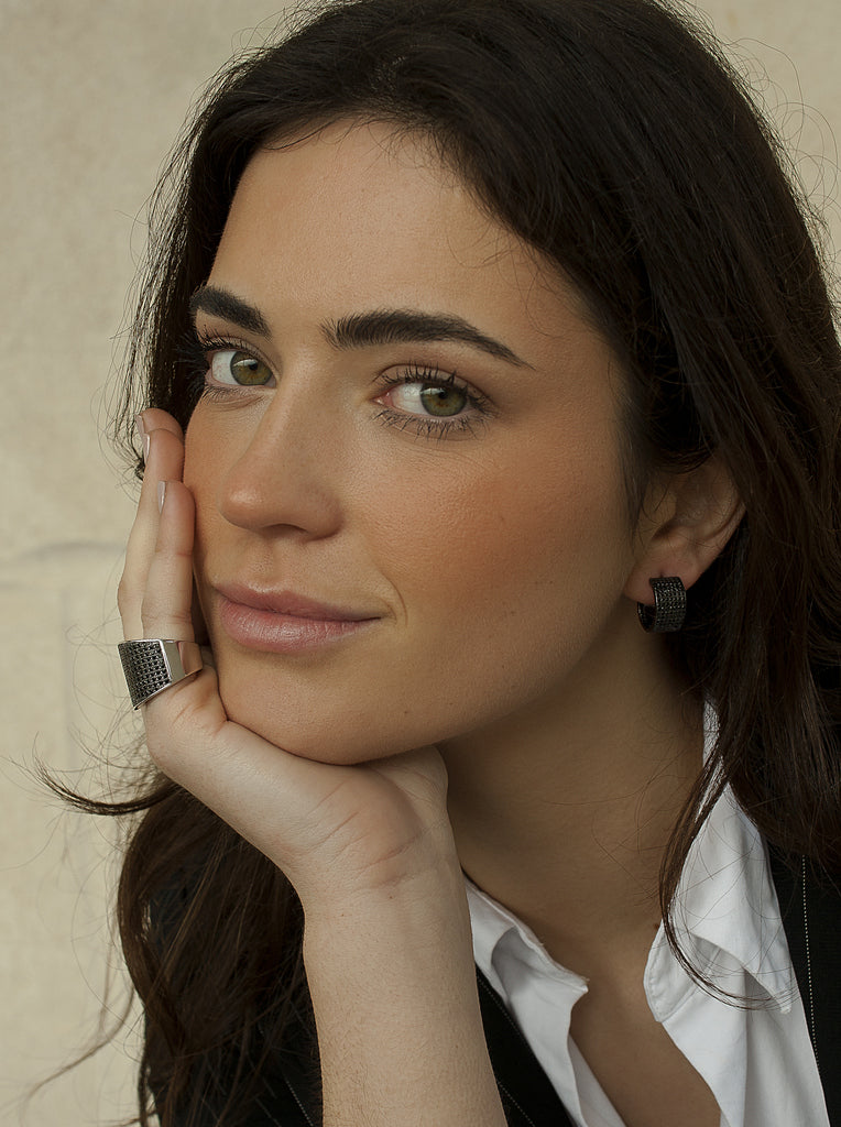 Boucles d'oreilles créole larges avec zircons LINEARGENT