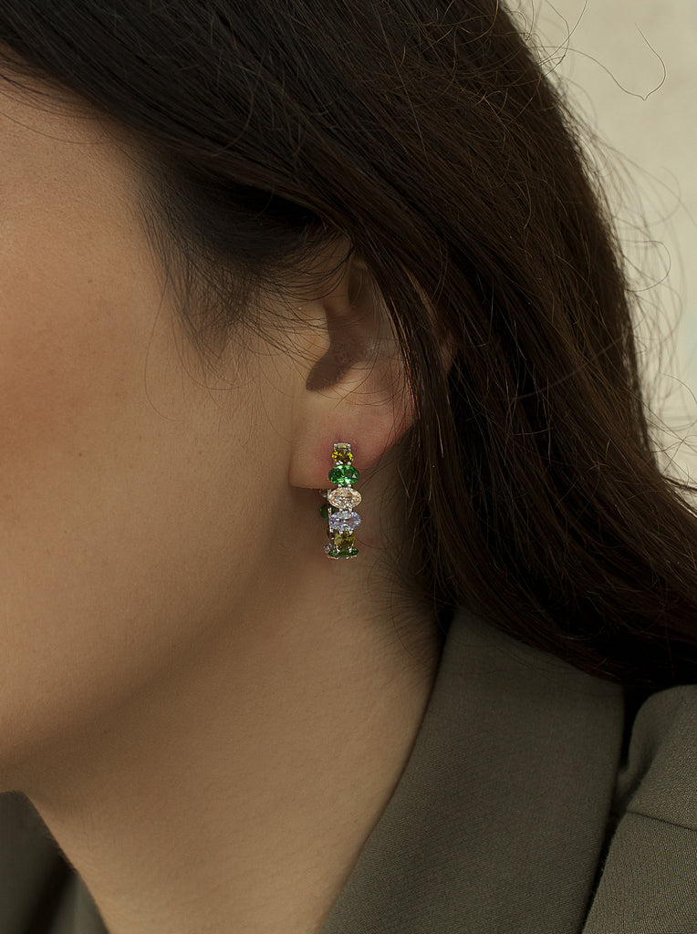 Pendientes aro con piedras en tonos vibrantes
