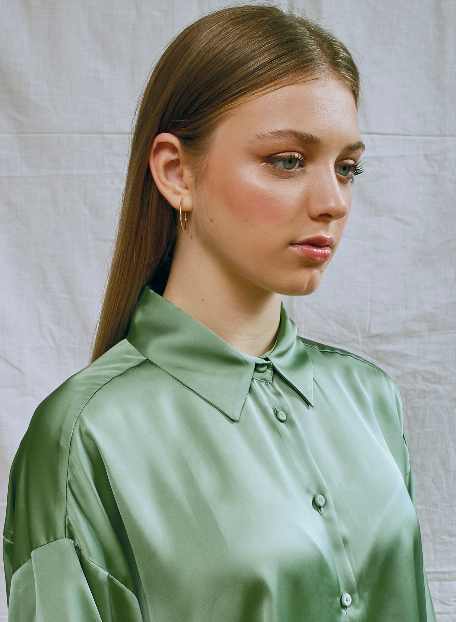 Boucles d'oreilles créole de argent design LINEARGENT en or fin et LINEARGENT