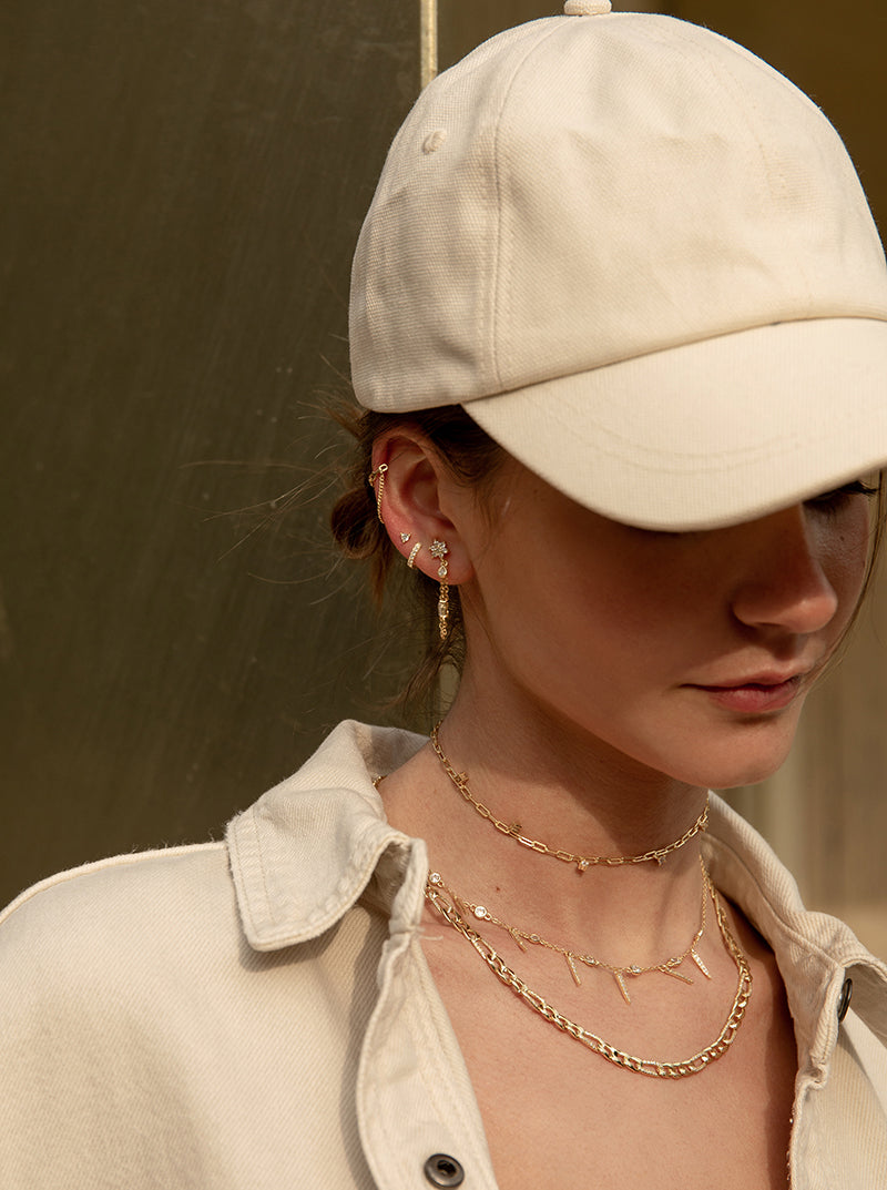 Pendientes aro de plata tamaño pequeño con engaste lateral de circonita-LINEARGENT