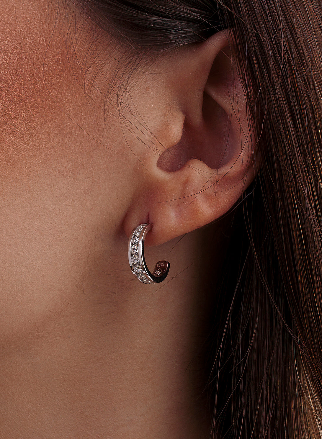 Pendientes aro pequeños diseño carril de circonitas-LINEARGENT