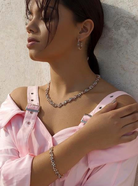 Pendientes aros con piedras de talla oval diseño multicolor