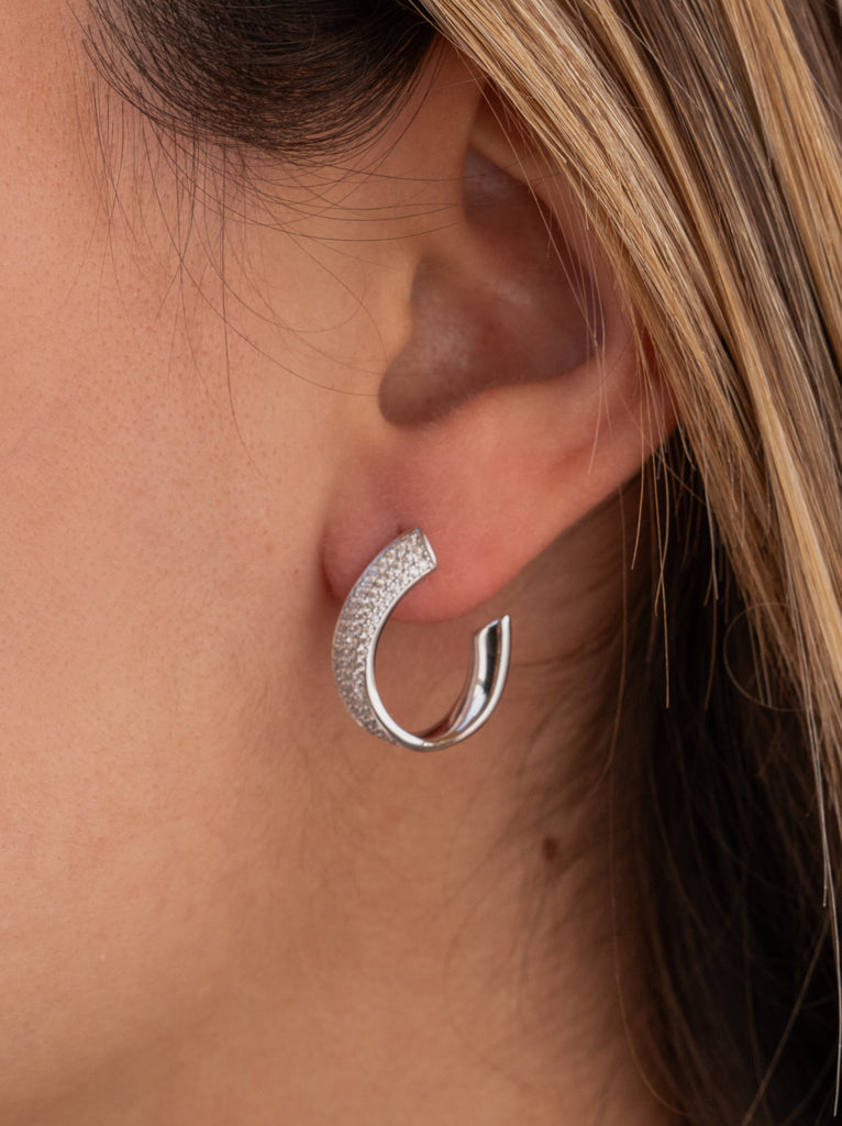 Pendientes brillantes con forma de aro abierto-LINEARGENT