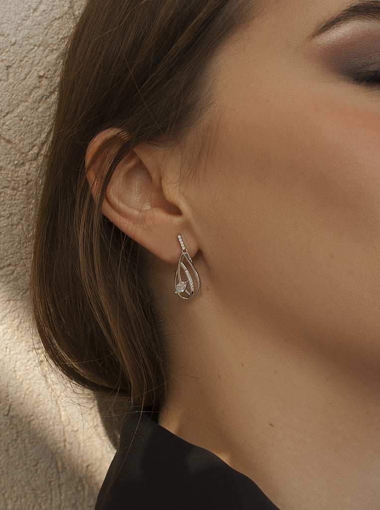 Pendientes colgantes de plata con mini circonitas y talla marquesa