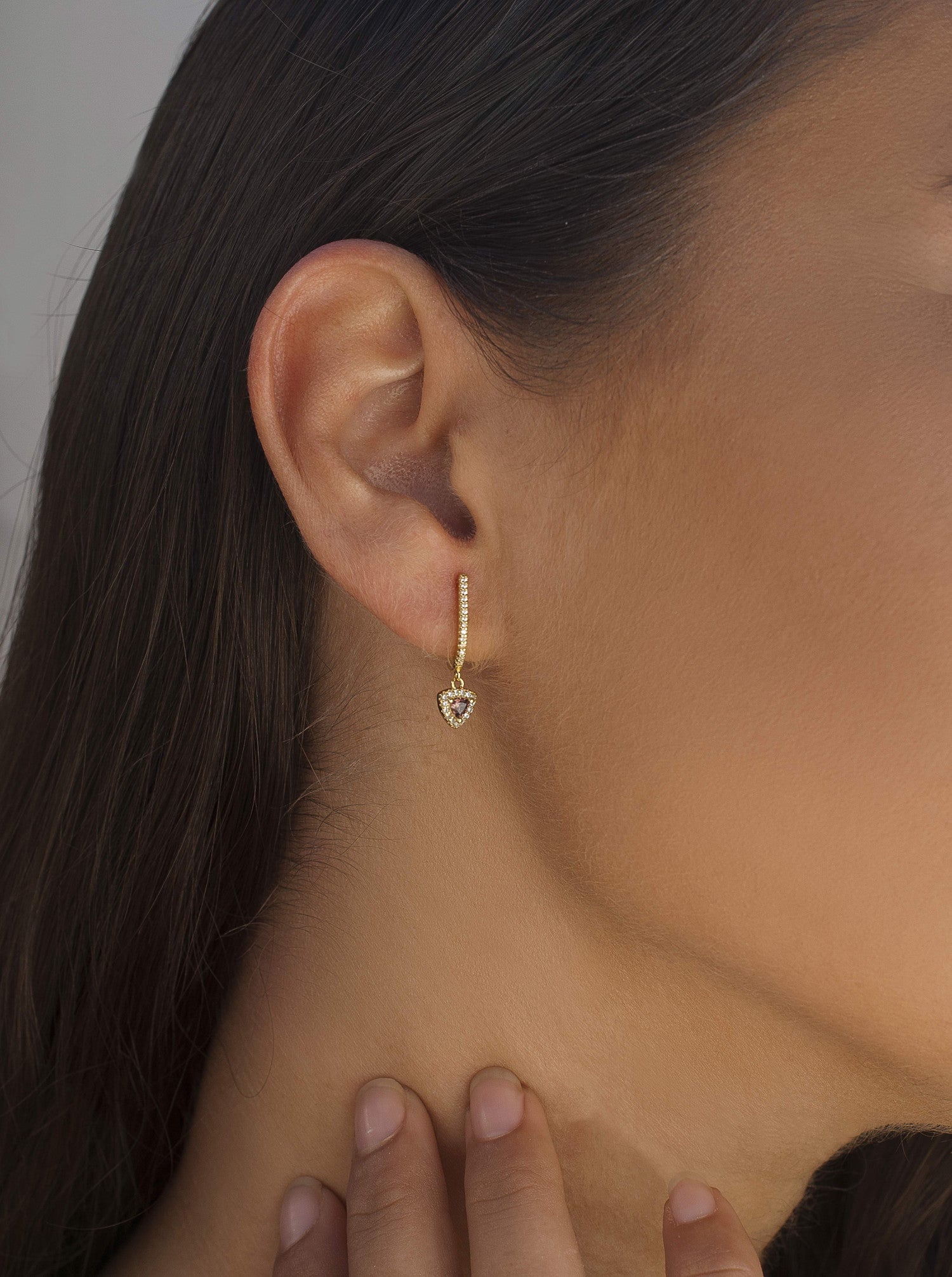 Boucles d'oreilles avec pendentifs design triangle tonalité LINEARGENT