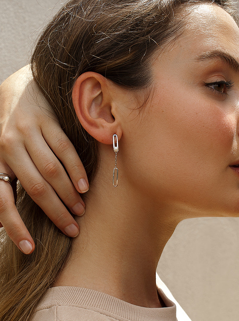 Boucles d'oreilles avec pendentifs en maillons et perle