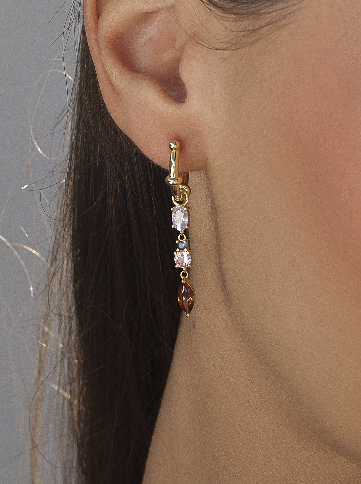 Pendientes de piedras de colores con tonos marrones-LINEARGENT