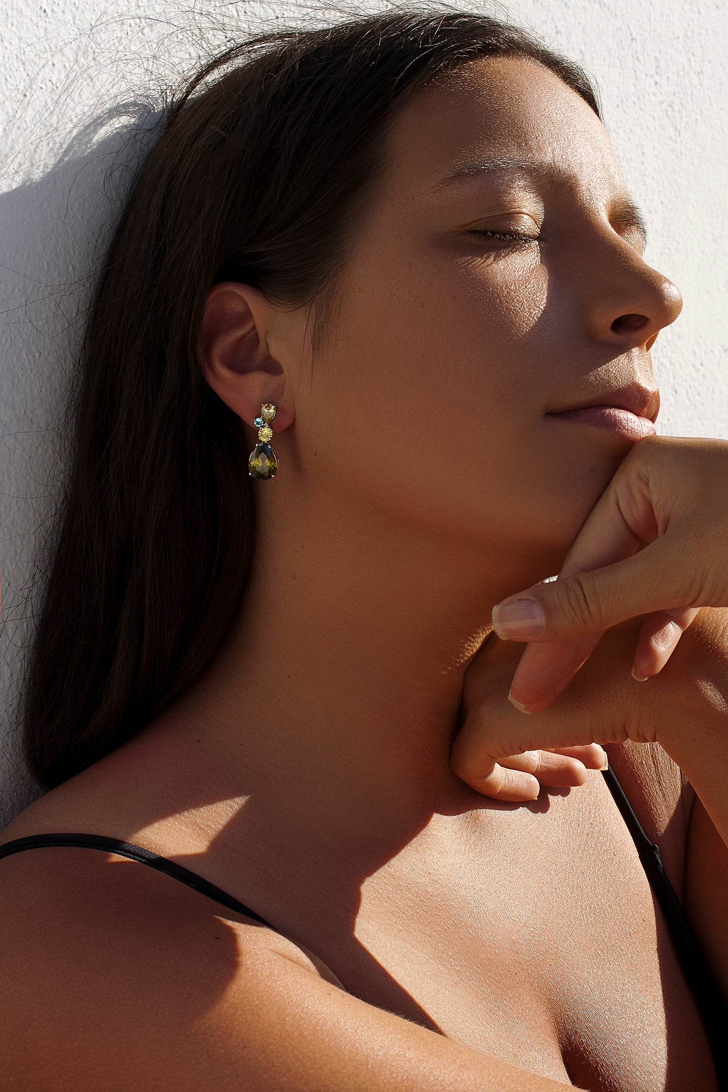 Boucles d'oreillescouleurs design gemmes  rondes et taille