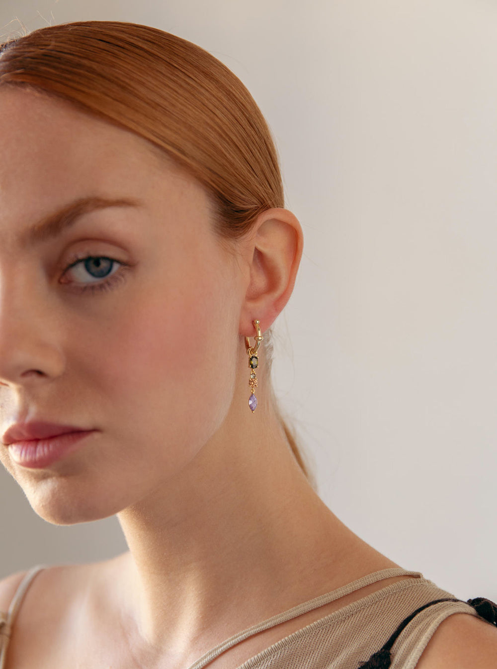 Boucles d'oreilles de  tonalités romantiquespierres de couleurs