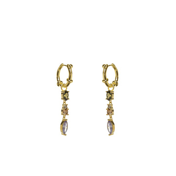 Pendientes de piedras de colores en tonos románticos