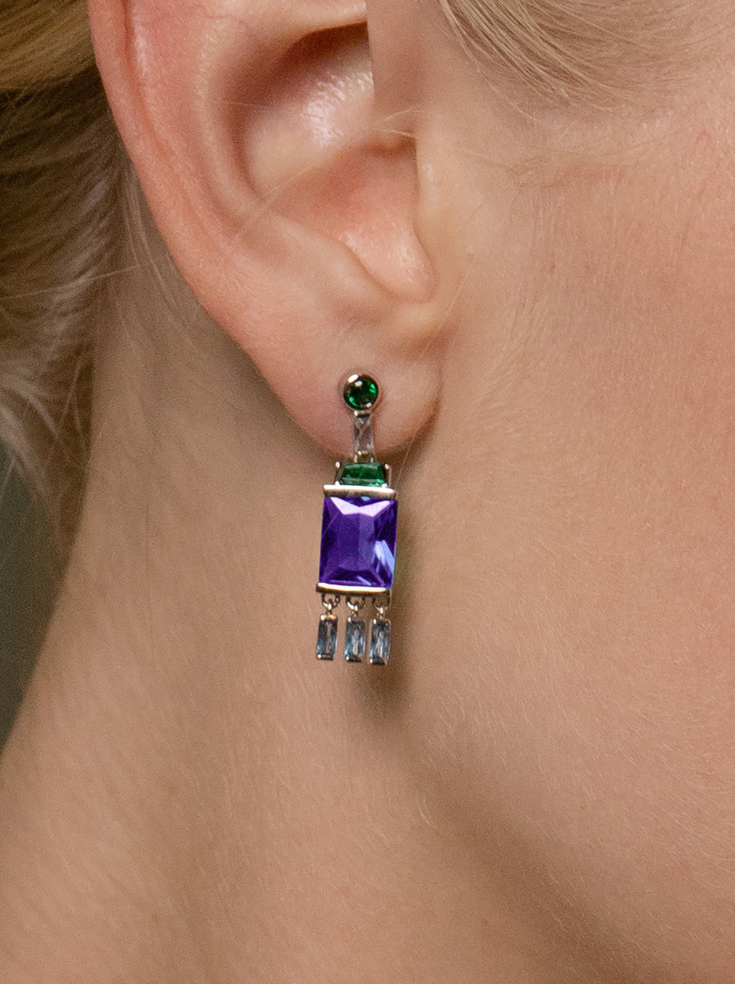 Pendientes de piedras de colores largos tono lavanda-LINEARGENT