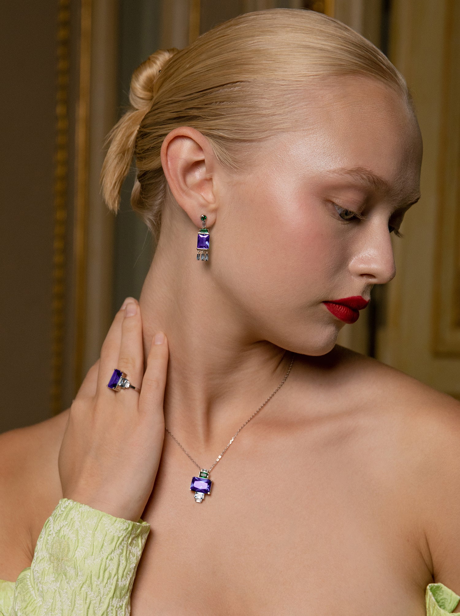 Boucles d'oreilles de pierres longs tonalité lavande