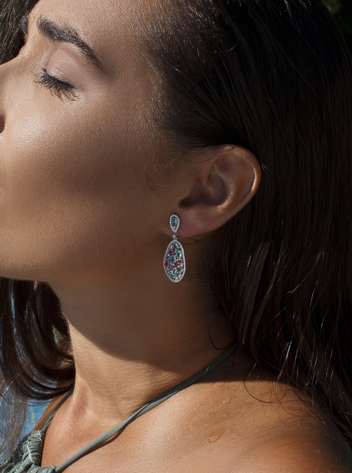 Pendientes de piedras de colores tonos verdes estilo curvilíneo-LINEARGENT