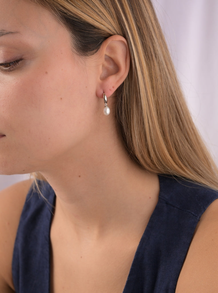 Boucles d'oreillesargent avec perles de  pendentifs design classique et LINEARGENT