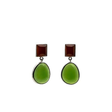 Pendientes de plata con piedras verdes y caramelo