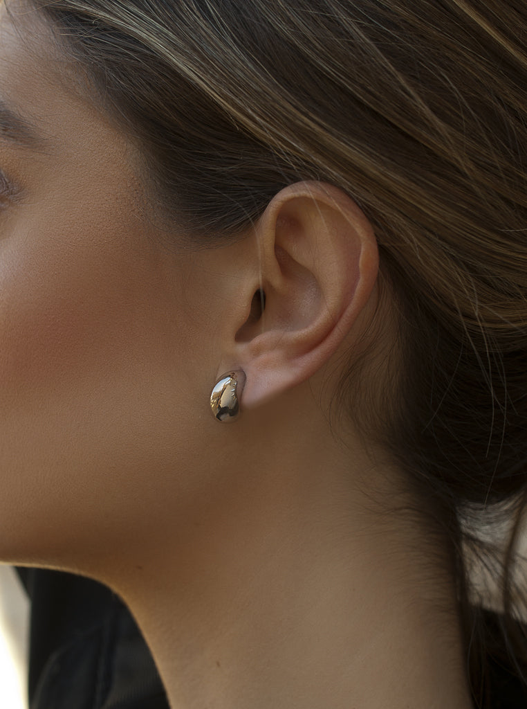 Pendientes de plata en forma media luna