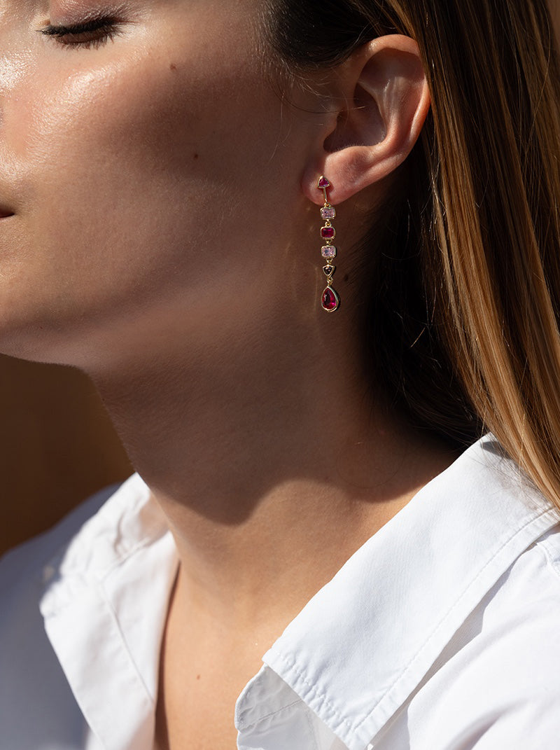 Pendientes largos con piedras diferentes formas en tonos rosa