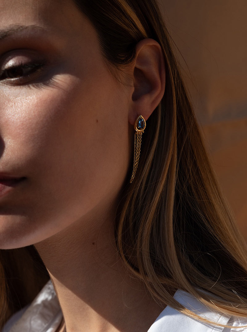 Pendientes largos de plata diseño cortina con gema aguamarina-LINEARGENT