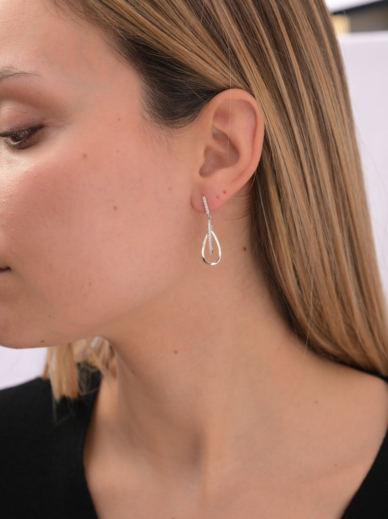 Pendientes largos diseño doble gota con circonitas