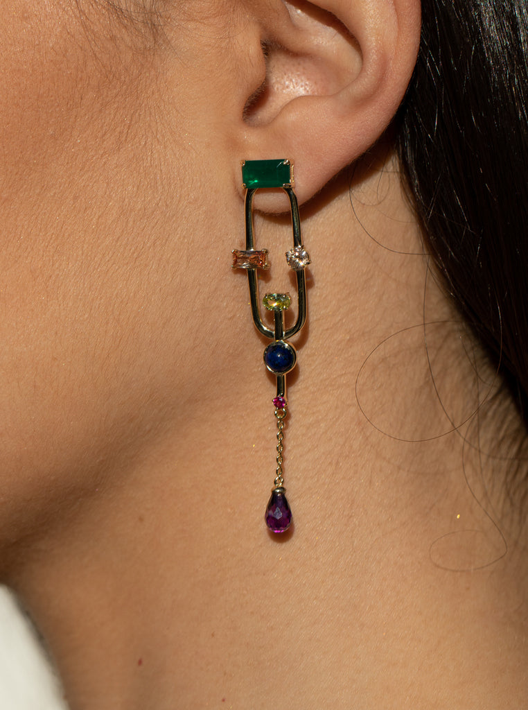 Pendientes originales de diseño vanguardista con gemas