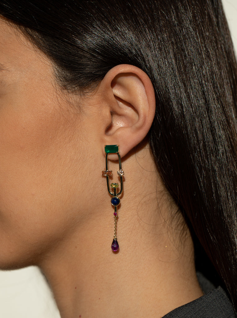 Pendientes originales de diseño vanguardista con gemas