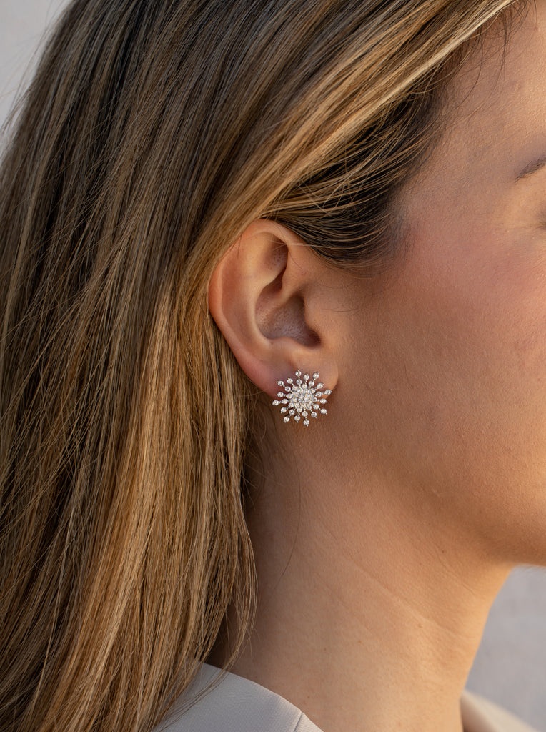 Pendientes originales diseño estrella con circonitas de plata