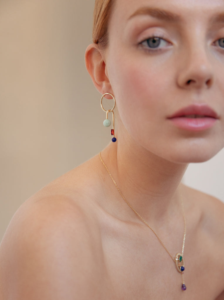 Boucles d'oreilles originaux design géométrique avec pierres