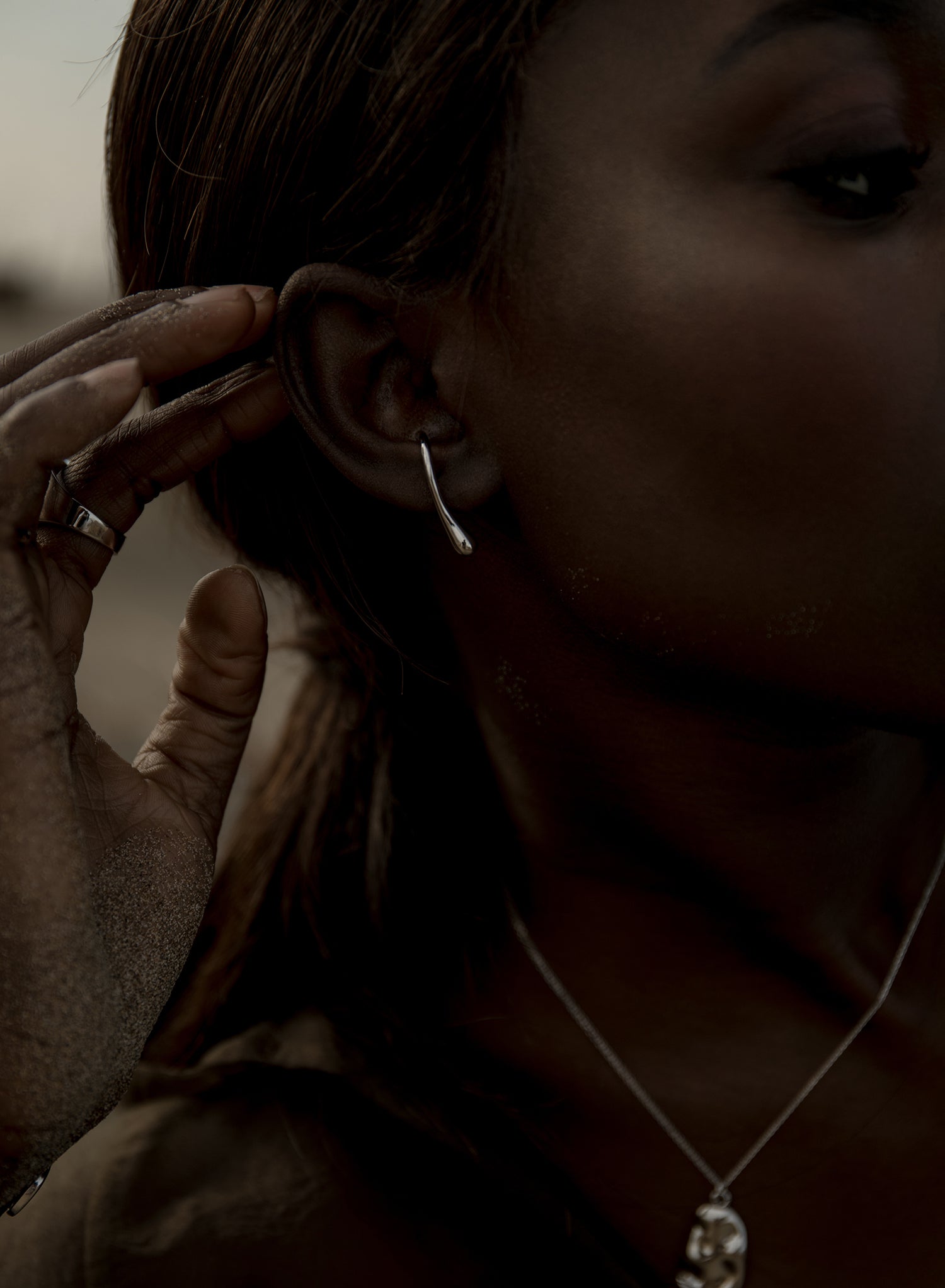 Pendientes originales soporte antitrago finos y asimétricos