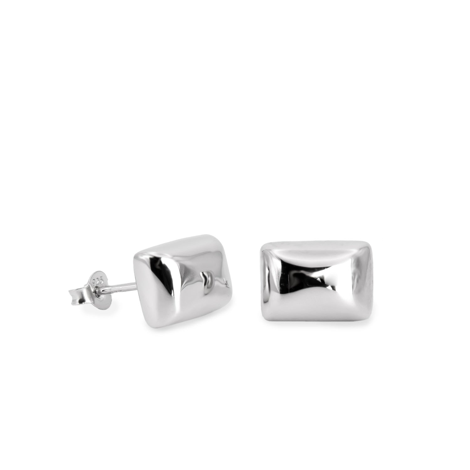 Pendientes pequeños de plata lisa en forma rectangular