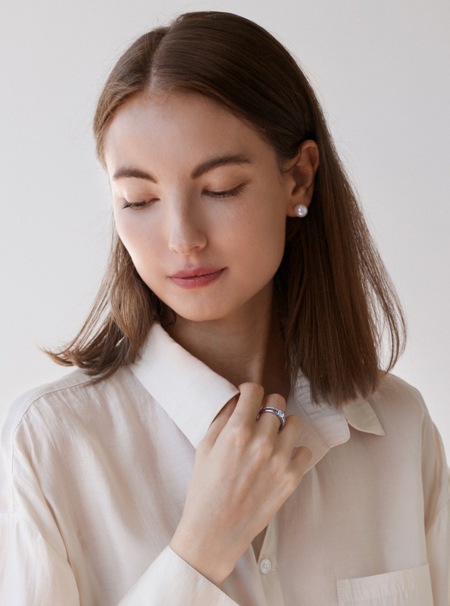 earrings pearls chatas Small and classic