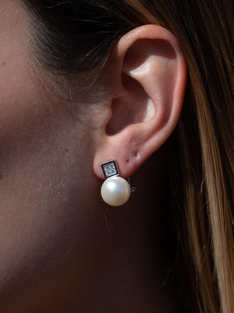 boucles d'oreilles perles design square at la LINEARGENT