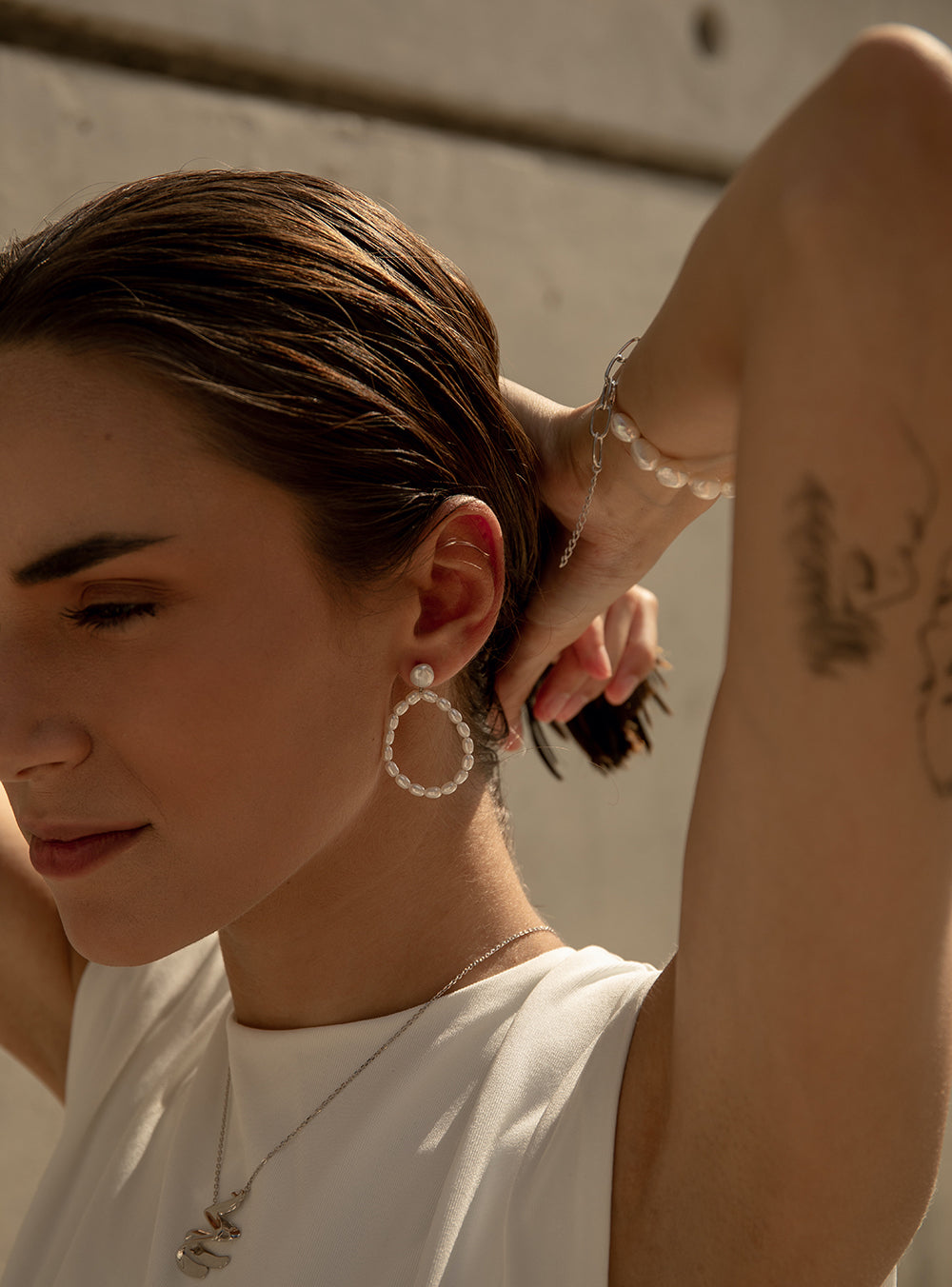 earrings pearls style hoop in pear shape