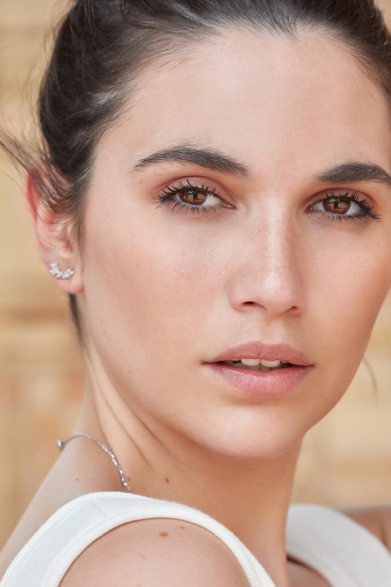 Pendientes trepadores de plata con motivo de estrellas con circonitas-LINEARGENT