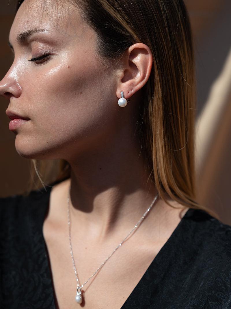Boucles d'oreilles tu et yo avec perle et détail linéaire de zircons-LINEARGENT