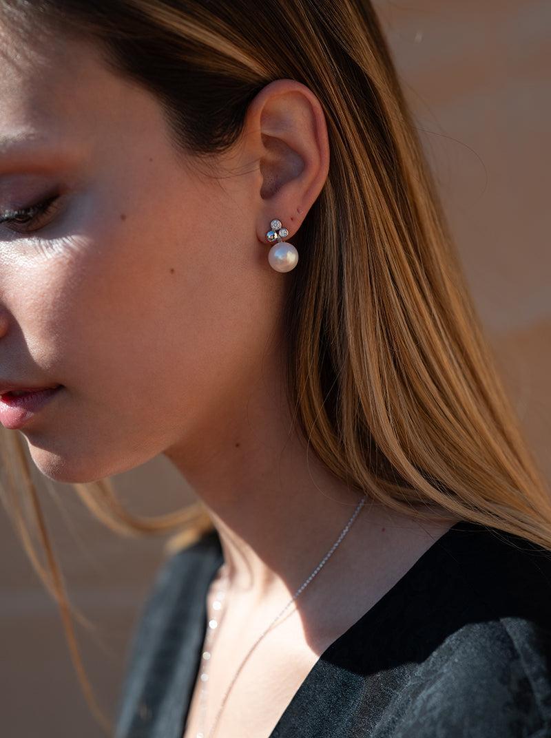 Boucles d'oreilles toi et moi design détails de perle  de zircon et LINEARGENT