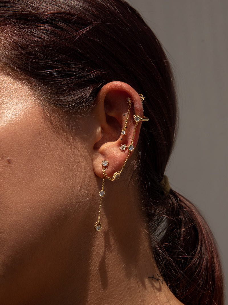 Piercing de plata bañada en oro diseño cadena y circonitas-LINEARGENT