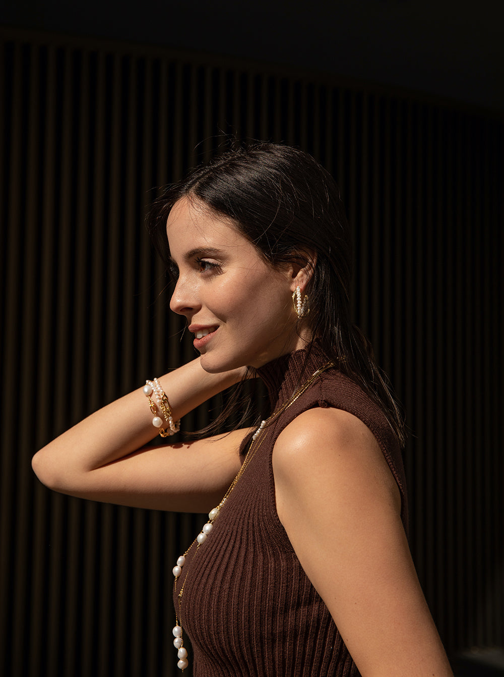 Pulseras de perlas diseño de eslabones dorados