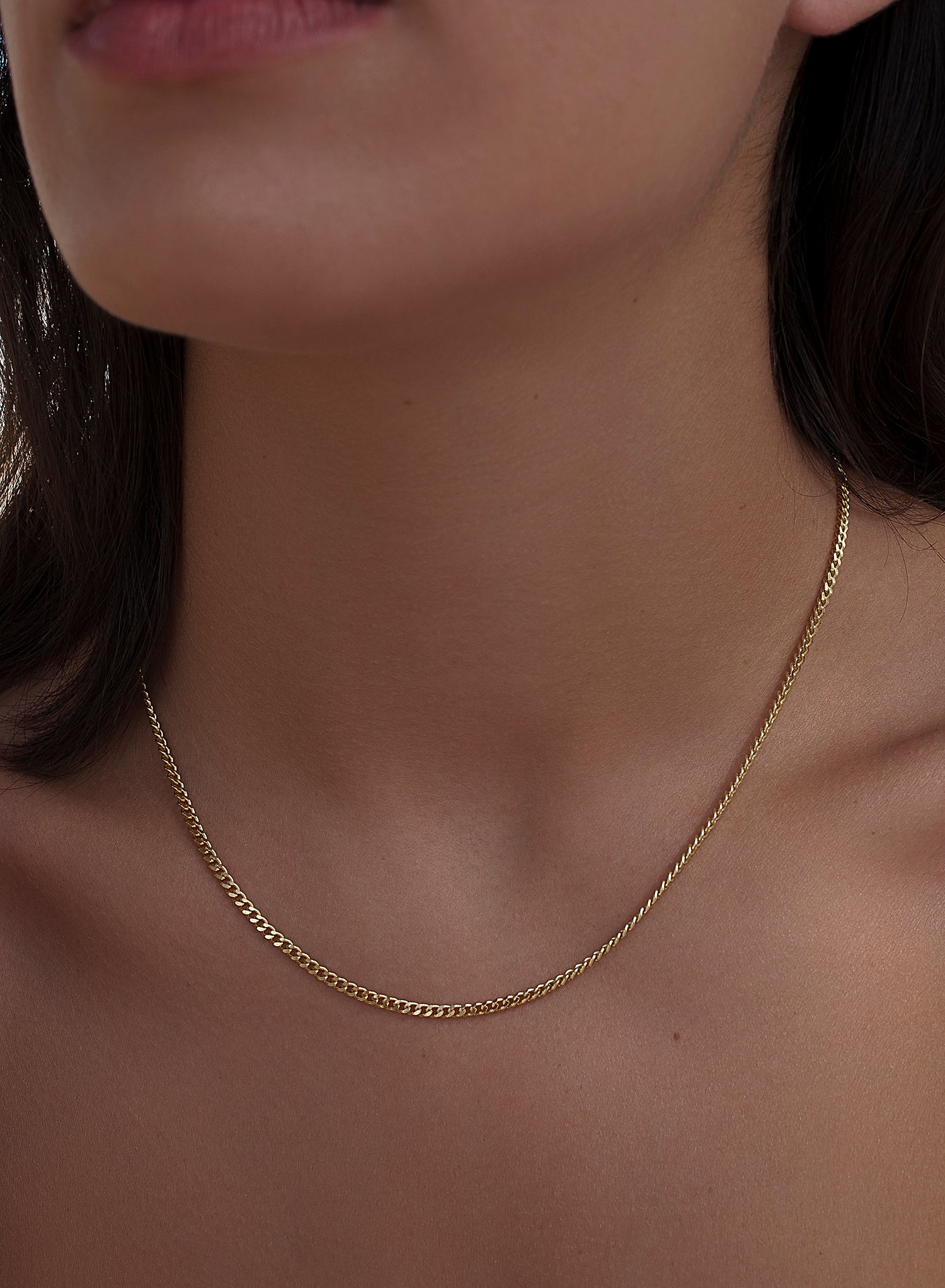 Collar · Collares cortos de plata dorado diseño cadena