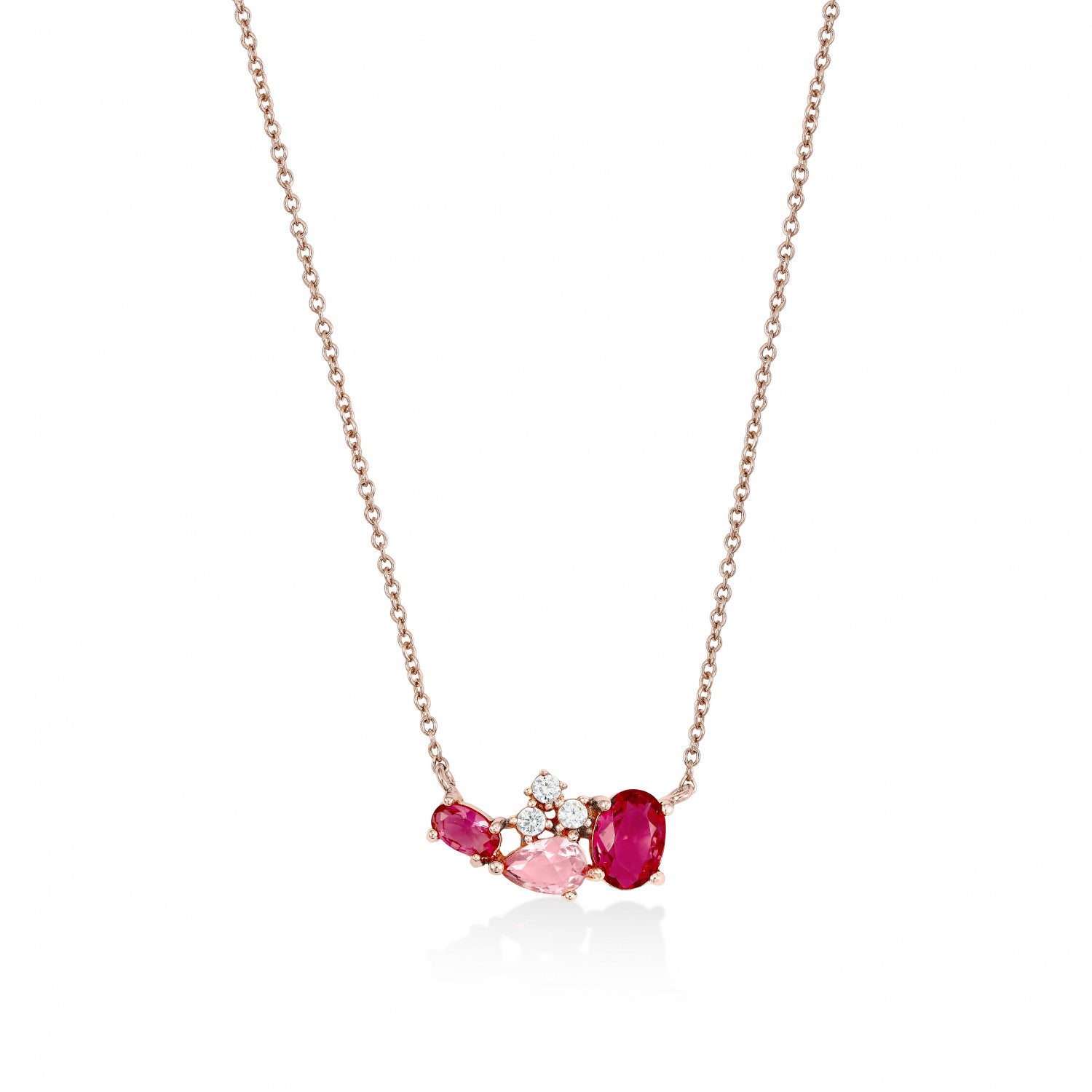 Collar · Collares con piedras en tonos rosados y rojizos