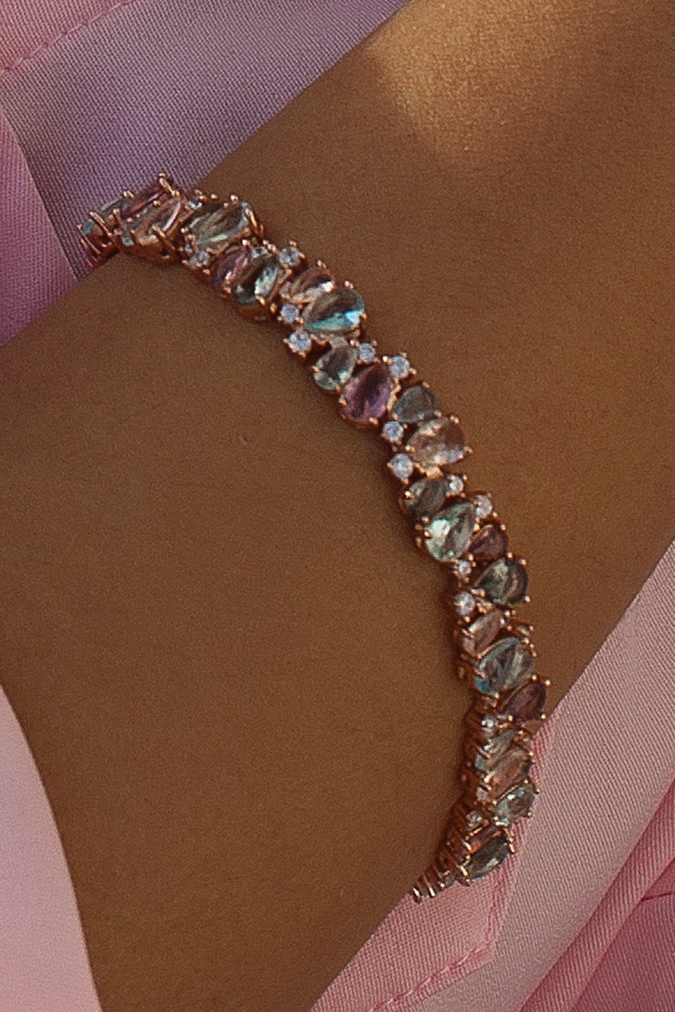 Bracelet - Bracelets with colored stones in warm tones