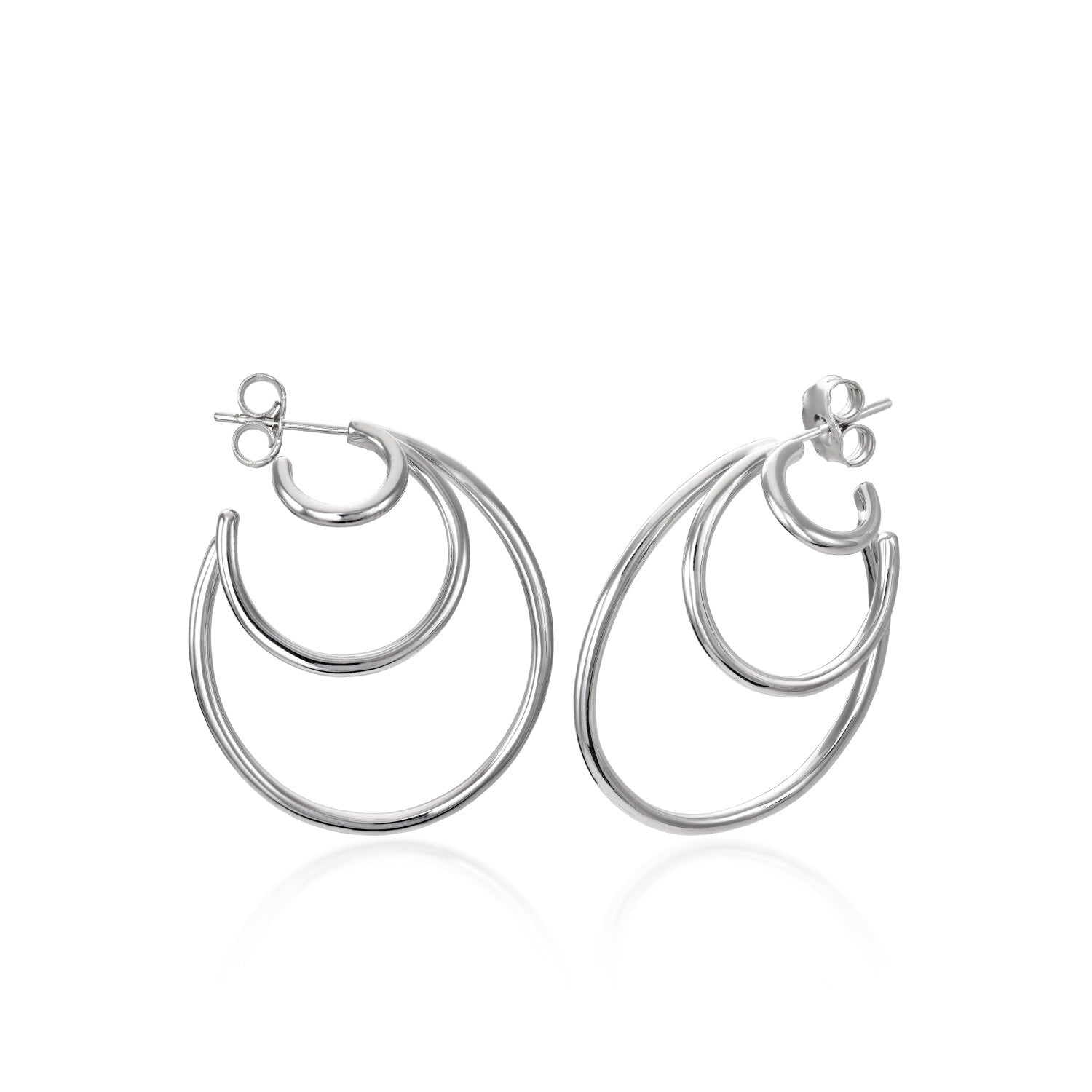 Triple hoop earrings in different sizes