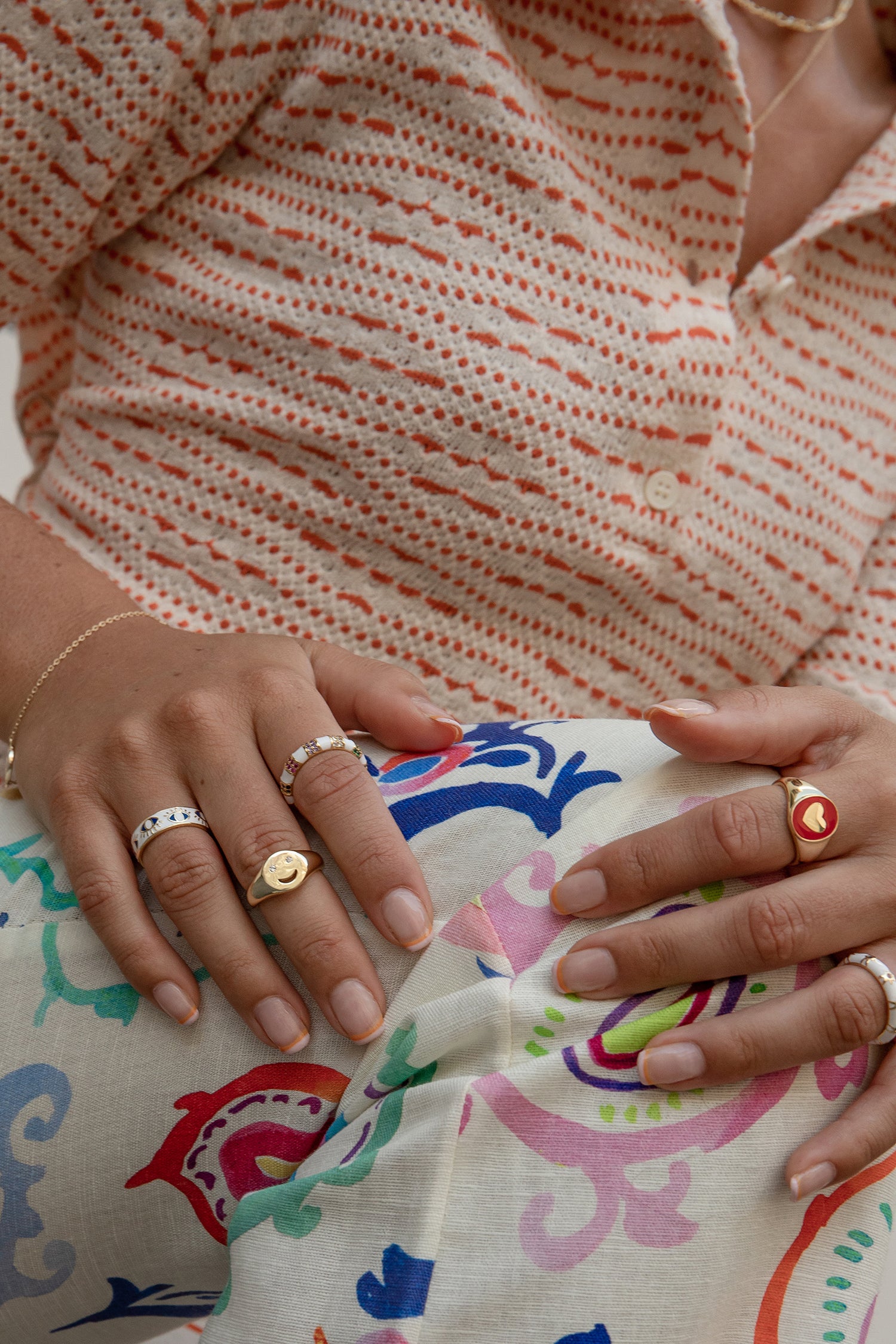 bague enamel design multicolore avec zircons