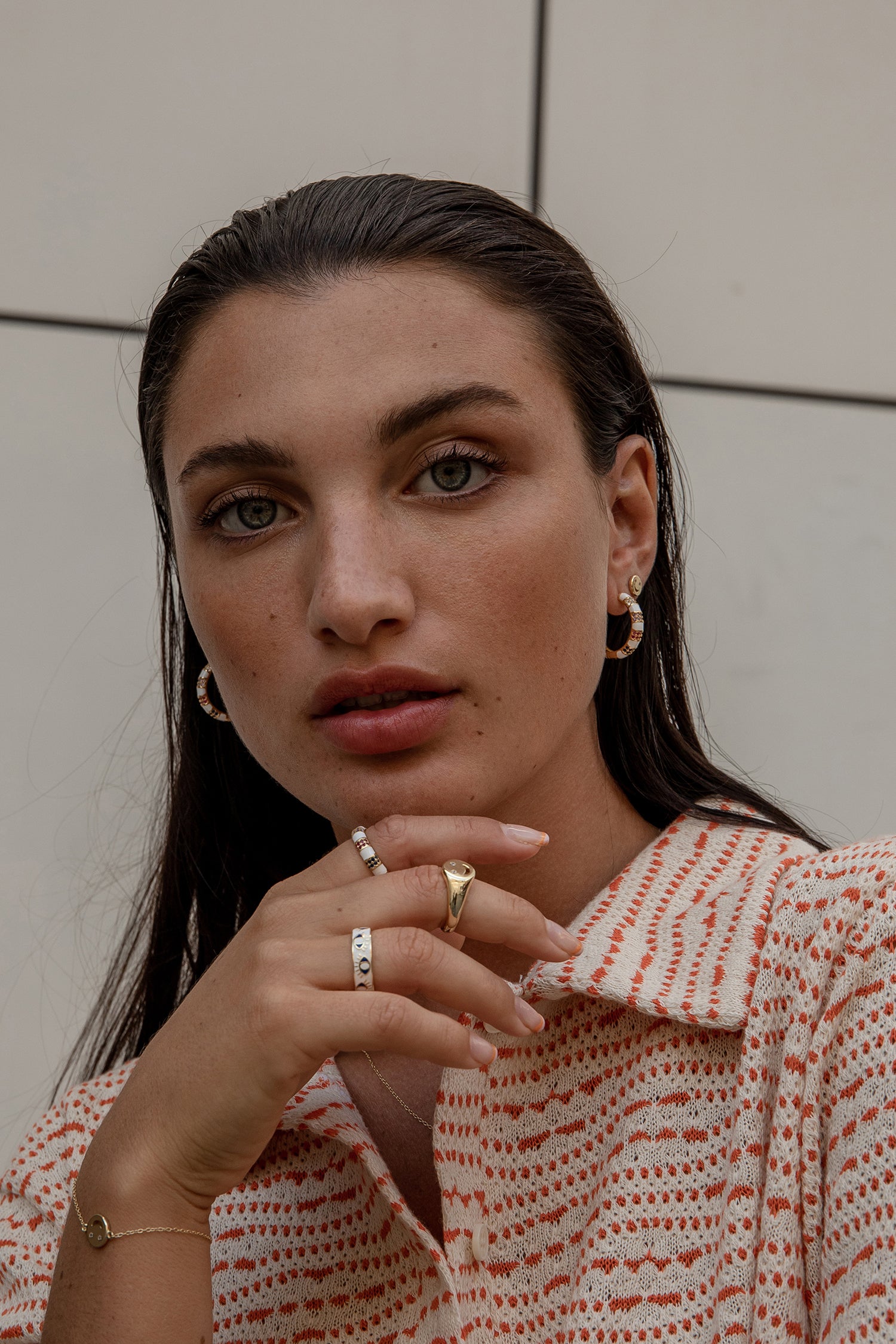 bague enamel design multicolore avec zircons