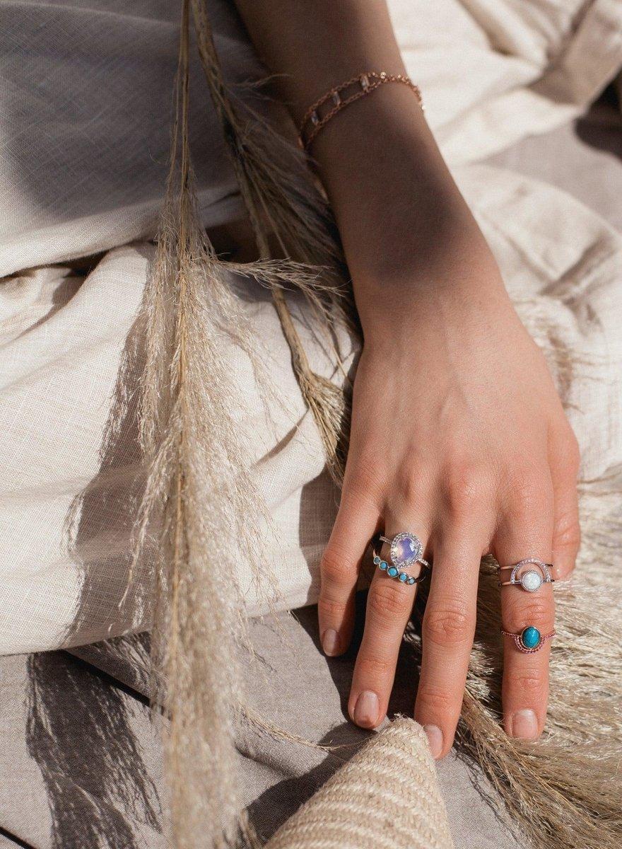 larges  anneauxargent avec opale et LINEARGENT