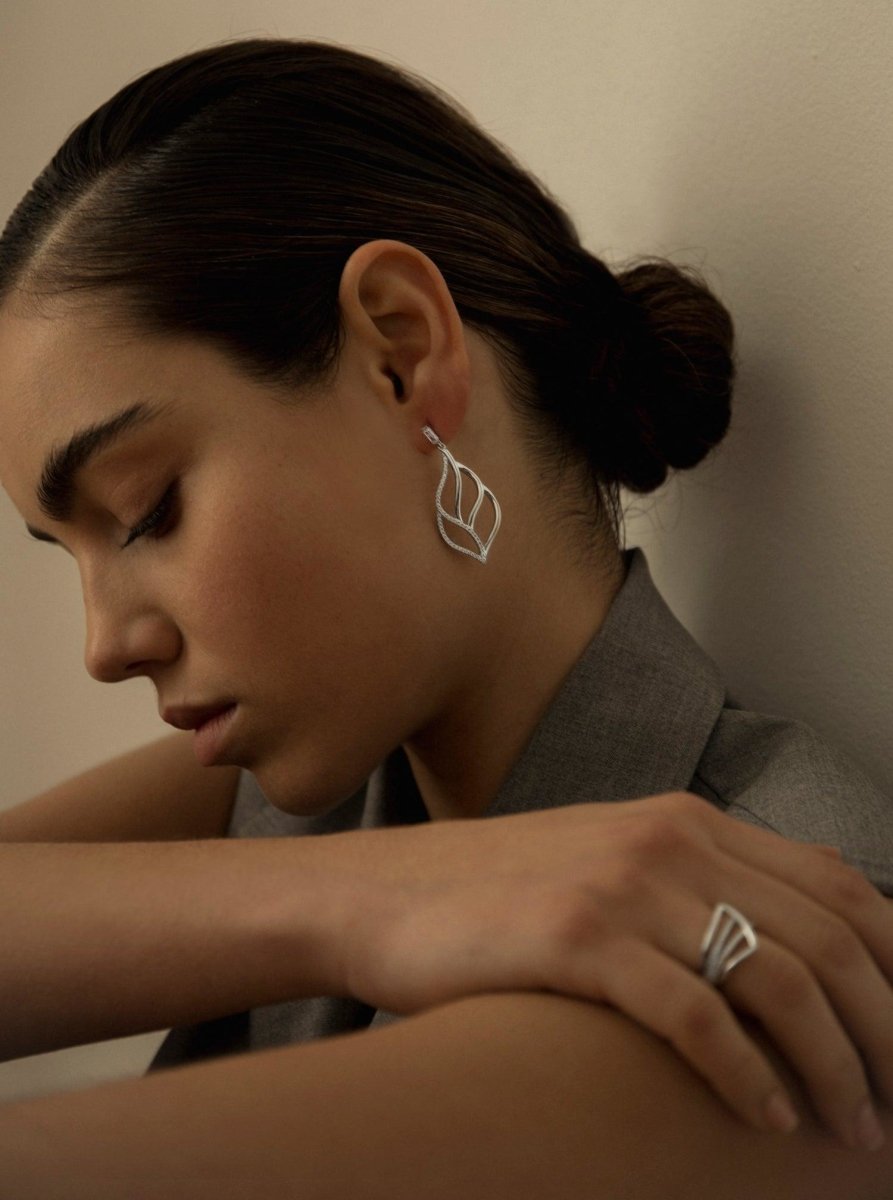 Rings wide silver design Geometric and zirconias