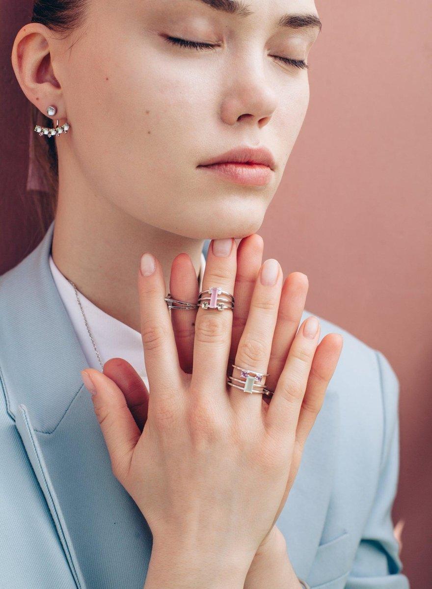 Anillos anchos diseño triple sortija con gemas de colores