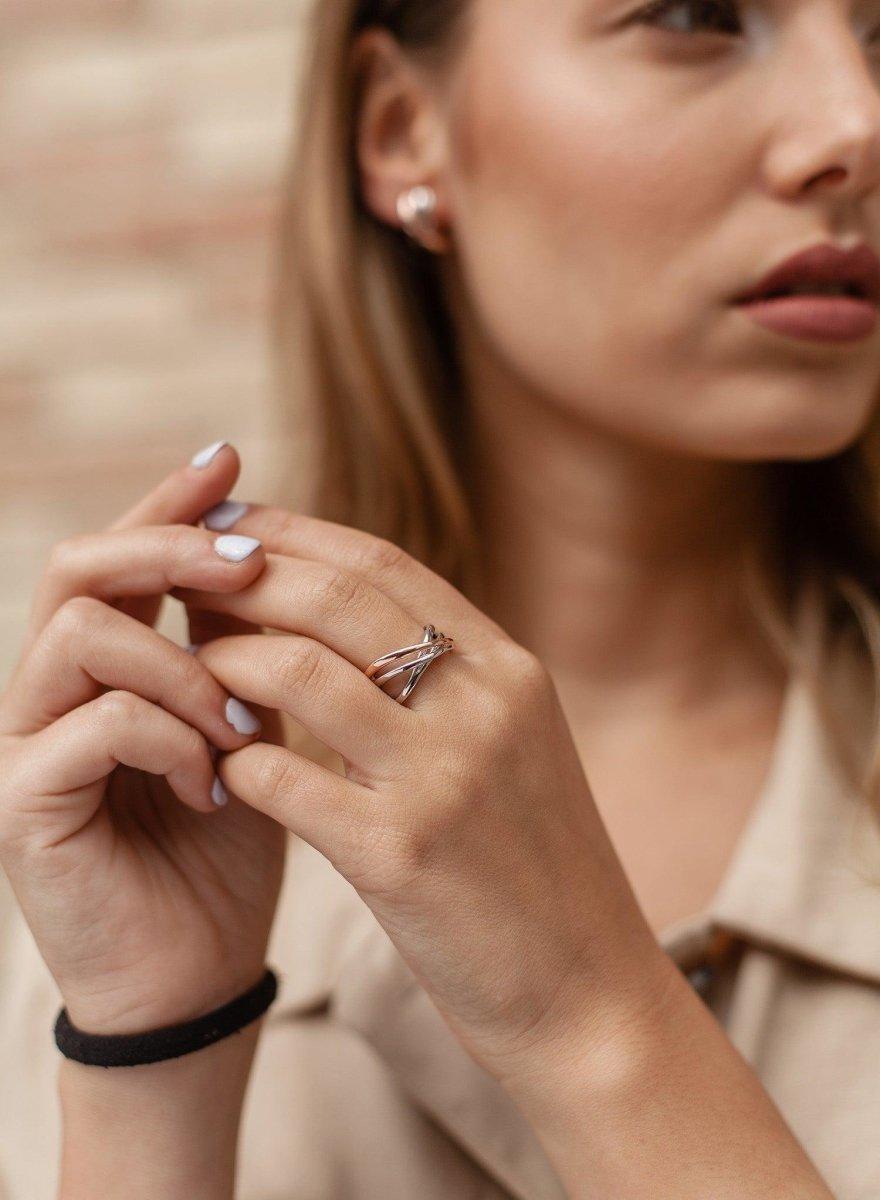 Anillos bicolor diseño de carriles cruzados