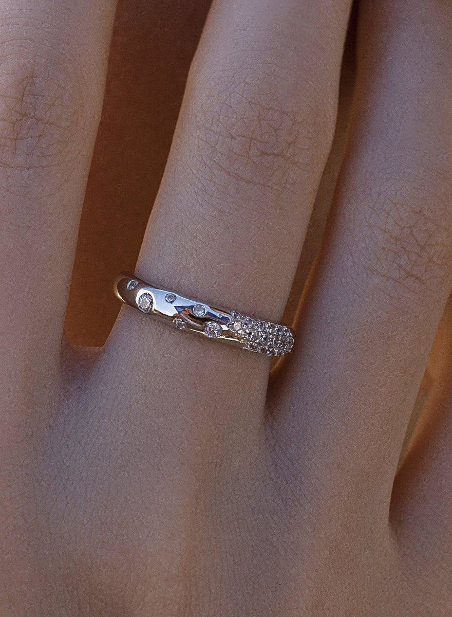 Anillos circonitas diseño desigual circular-LINEARGENT