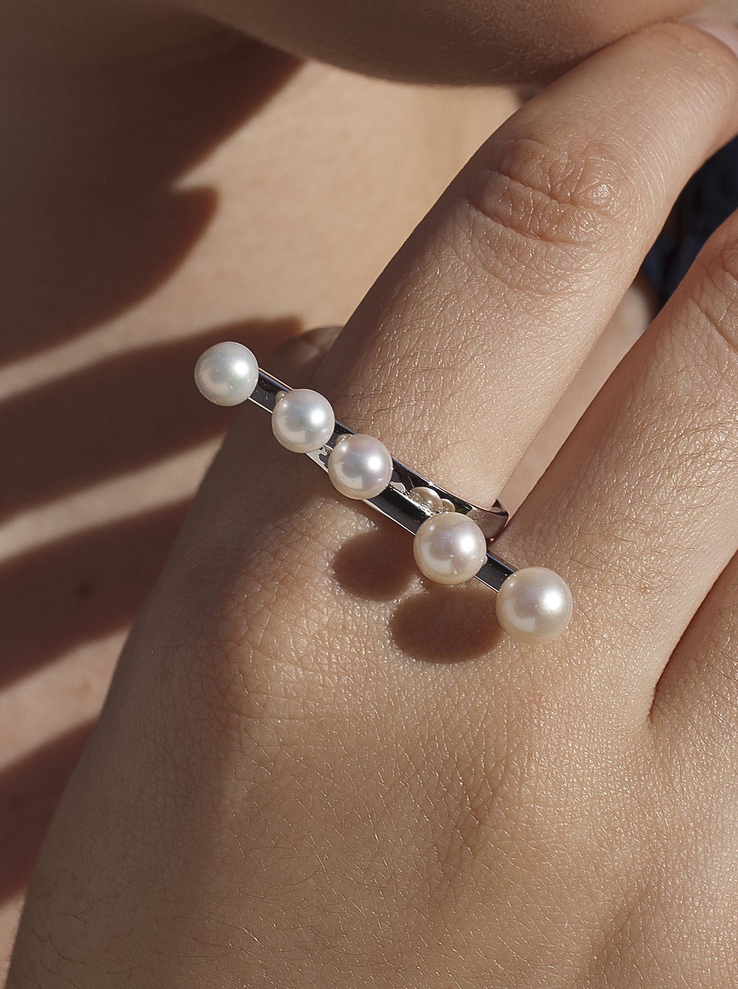 Anillos con perlas diseño minimalista-LINEARGENT